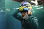 Fernando Alonso setzt weiterhin für Aston Martin den Helm auf