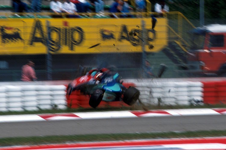 Der Unfall von Rubens Barrichello im Freitagtraining
