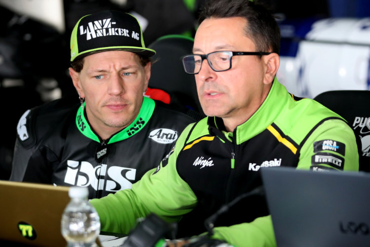 Domi Aegerter (li.) mit seinem Crew-Chief Manuel Cappelletti