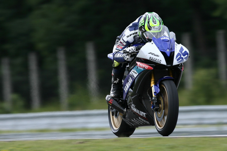 Crutchlow allein auf weiter Flur.