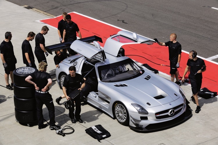 Testfahrten Mercedes Benz SLS AMG GT3