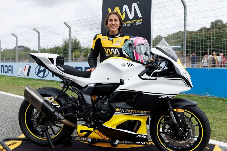 Beatriz Neila startet im Yamaha-Werksteam in die Debüt Saison der Frauen-WM