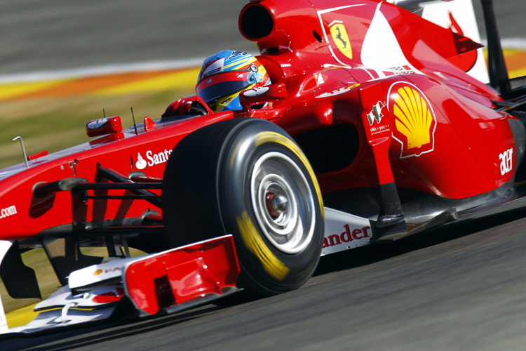 Alonso macht Ferrari und Pirelli Dampf
