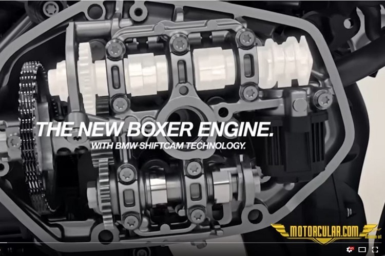Blick in den Zylinderkopf des neuen Boxermotors mit Schaltnocken-Anordnung der Einlass-Ventilsteuerung