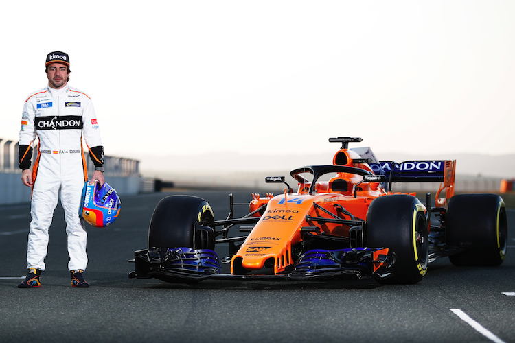 Fernando Alonso und sein Papayamobil