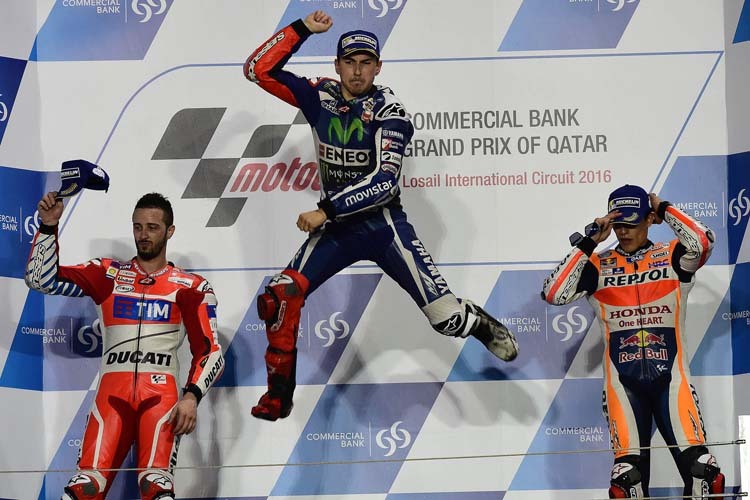 Das MotoGP-Podest in Katar: Andrea Dovizioso (Ducati), Jorge Lorenzo (Yamaha) und Marc Márquez (Honda)