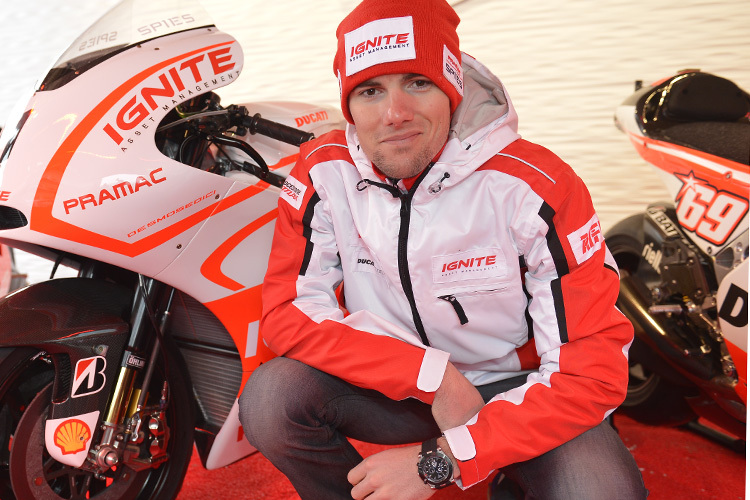 Ben Spies neben seiner Pramac-Ducati