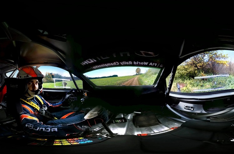 Cockpit des Hyundai i20 WRC