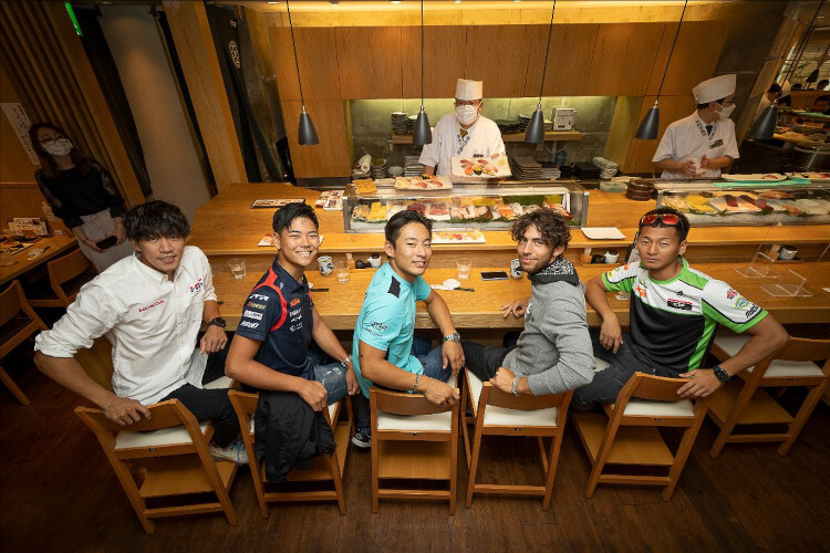 Sushi stand für Nagashima, Yamanaka, Suzuki, Bastianini und Toba auf dem Menü
