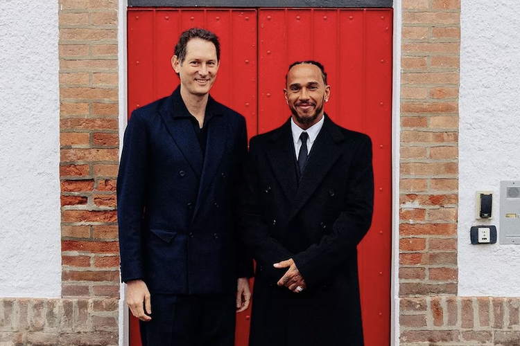 John Elkann und Lewis Hamilton