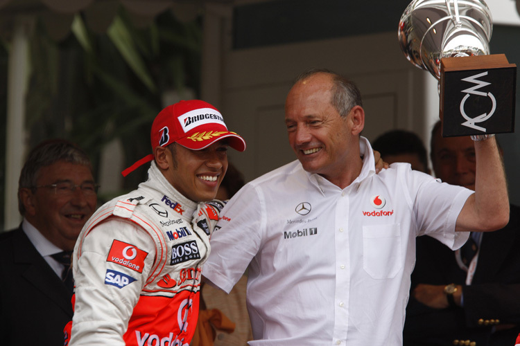 Lewis Hamilton und McLaren-Chef Ron Dennis wurden 2008 gemeinsam Weltmeister