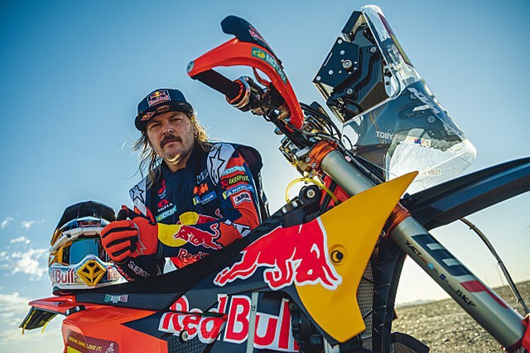 Toby Price wird die Dakar 2024 mit Red Bull KTM bestreiten