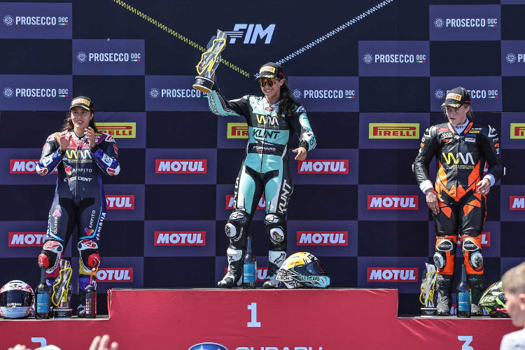 Die Top-3 in Donington Park (v.l.): Beatriz Neila, Maria Herrera und Chloe Jones