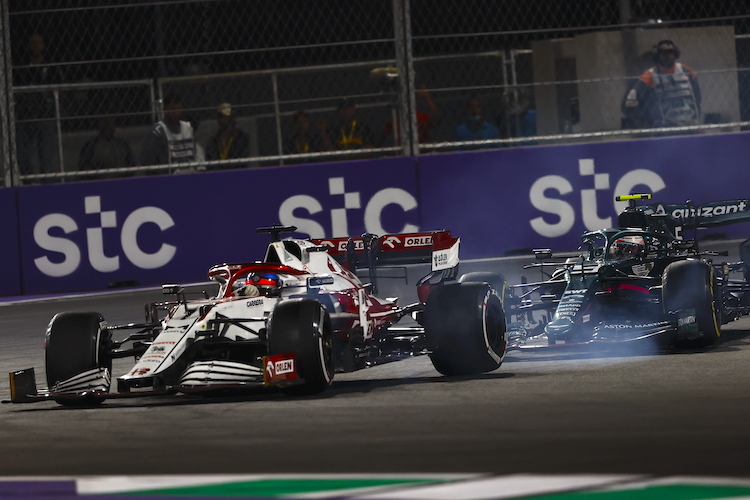 Kimi Räikkönen gegen Sebastian Vettel in Saudi-Arabien