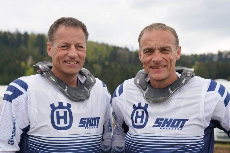 Seit 34 Jahren auf drei Rädern unterwegs und kein bisschen rennmüde: Markus (li.) und Armin Büeler