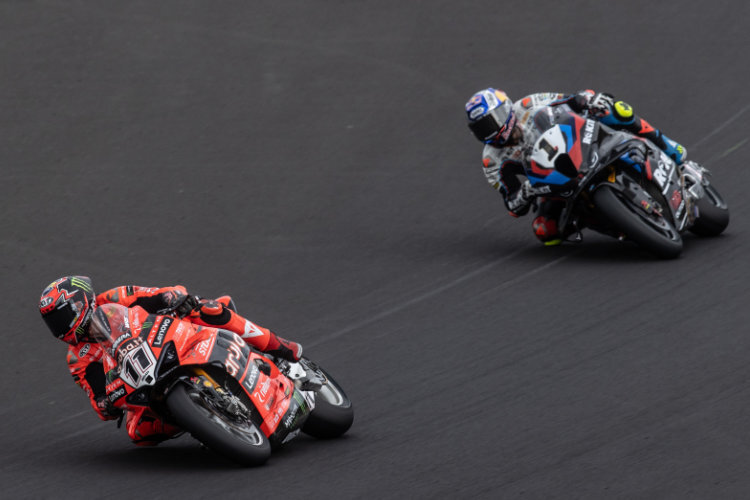 Misano-FP2-Nico-Bulega-Razgatlioglu-au-erirdisch