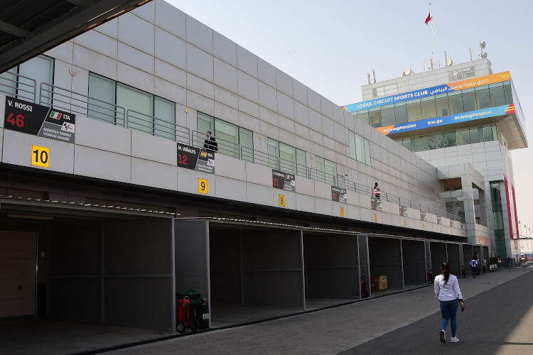 Die MotoGP-Boxen von Valentino Rossi und Co. sind leer