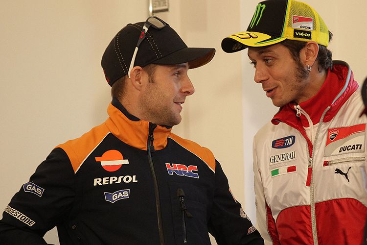 Johnny Rea (li.) und Valentino Rossi 2012 in Misano