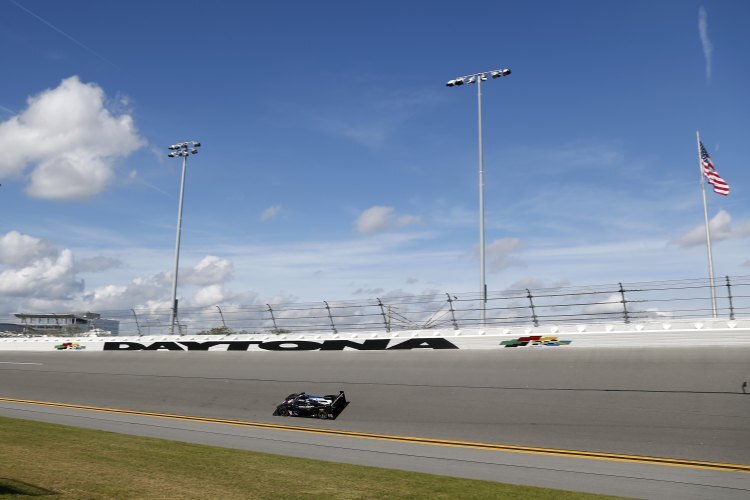 Der Cadillac DPi von Wayne Taylor Racing setzte bislang die zweitbeste Zeit in Daytona