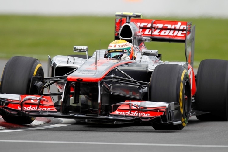 Lewis Hamilton hatte im ersten Training die Nase vorne