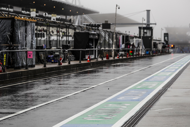 Es regnet immer noch am Nürburgring