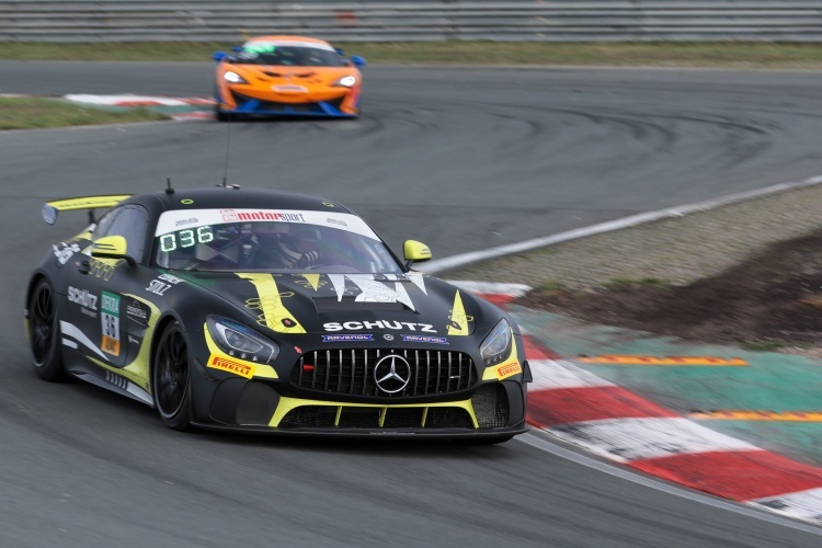 Der Mercedes-AMG GT4 von Schütz Motorsport fährt in der ADAC GT4 Germany