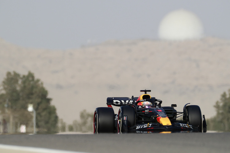 Max Verstappen bei den Wintertests in Bahrain