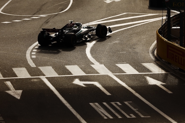 Lewis Hamilton freute sich über den starken Trainingsfreitag auf dem Strassenkurs von Monte Carlo