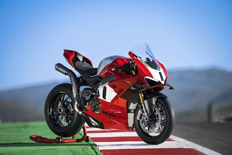 Wenn nur die Rundenzeit zählt: Die Ducati Panigale V4R hat heiterhin kein semiaktives oder elektronisches Fahrwerk