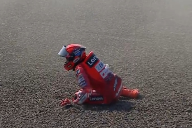 Aus dem Rennen gefegt: MotoGP-Weltmeister Marc Marquez