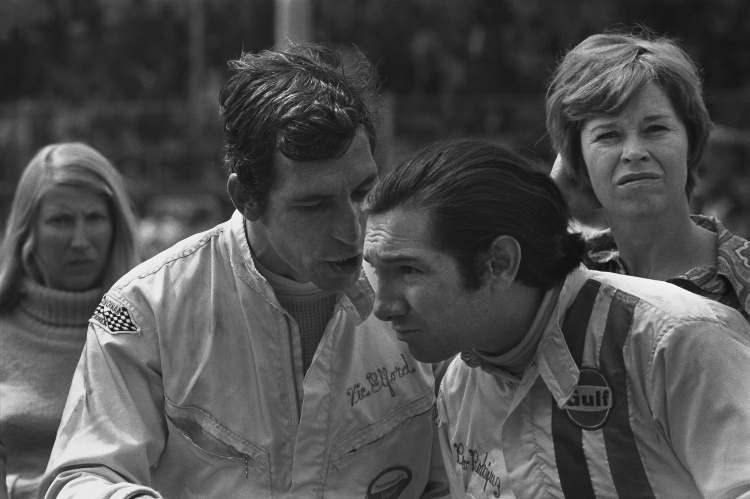 Vic Elford (li.) gemeinsam mit Pedro Rodriguez beim 1000K-Rennen in Monza 1970