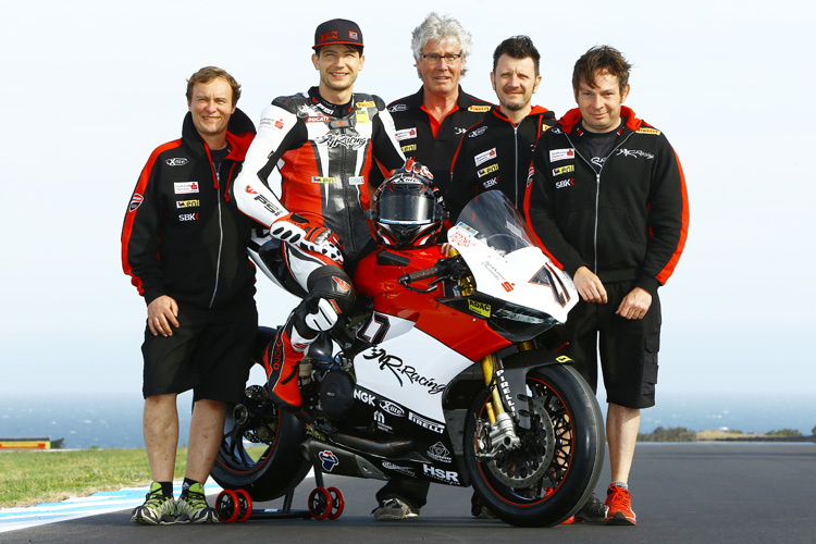 Das Team MR Racing um Max Neukirchner