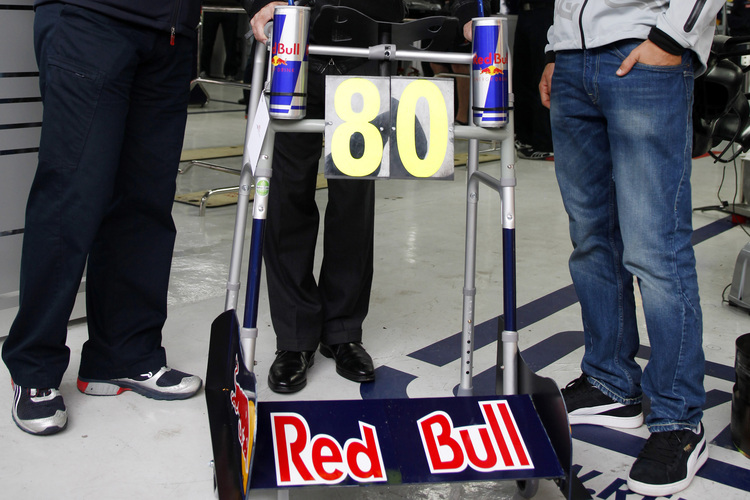 ... einen Rollator im Red Bull-Design