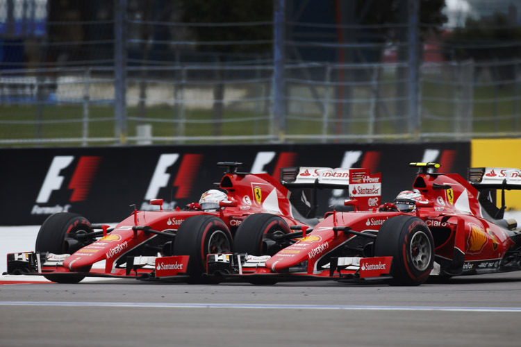  Kimi Räikkönens Duell gegen seinen Ferrari-Teamkollegen Sebastian Vettel ging gut, gegen Valtteri Bottas krachte es dann in der letzten Runde