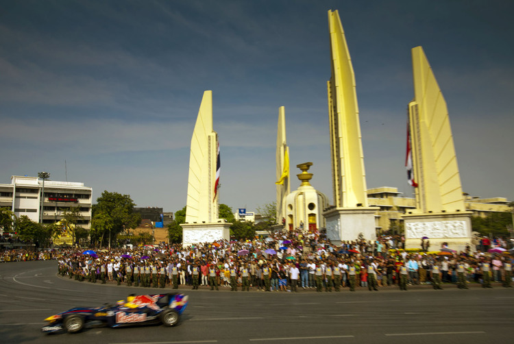 Sebastian Vettel hätte eben mal kurz nach Bangkok fahren können