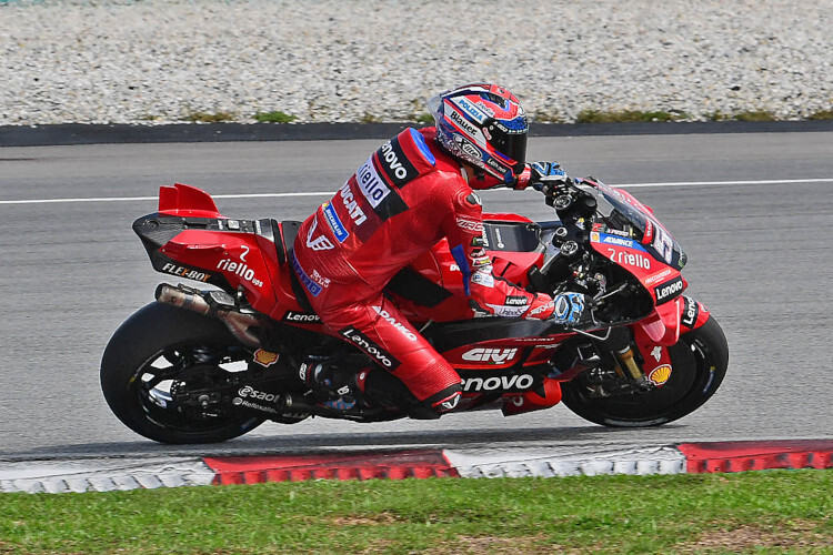 Ducati-Testfahrer Michele Pirro bei der Arbeit