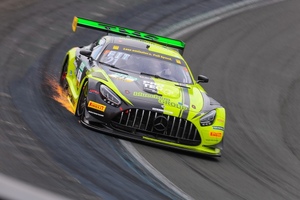 SR Motorsport by Schnitzelalm will 2026 ein Feuerwerk im ADAC GT Masters abbrennen)