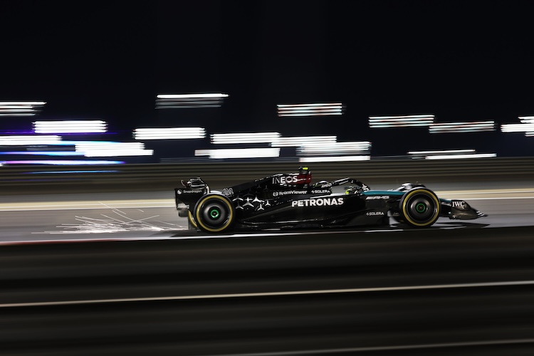 2. Training Bahrain: Hamilton Vorn, Verstappen Nur 6. / Formel 1 ...