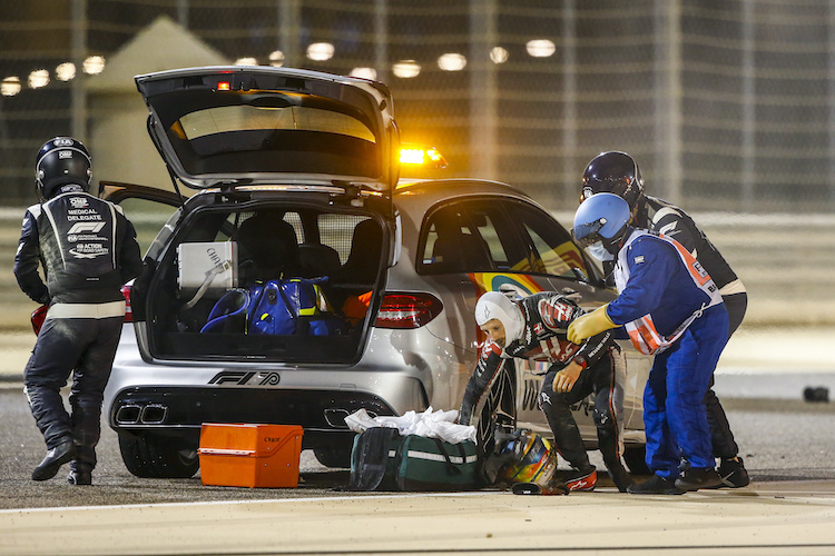 Romain Grosjean hatte bei seinem Feuerunfall Glück im Unglück, schon morgen soll er das Krankenhaus in Manama verlassen