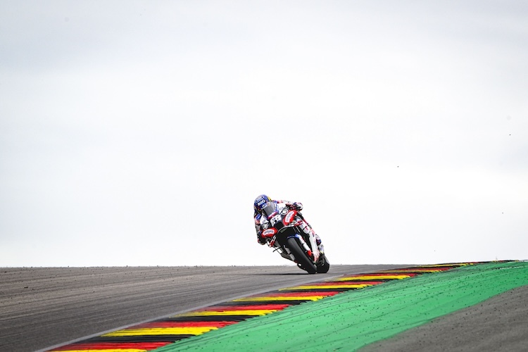 Fuhr aus dem Nichts in Sachsen vorne: Miguel Olivera auf der Trackhouse-Aprilia