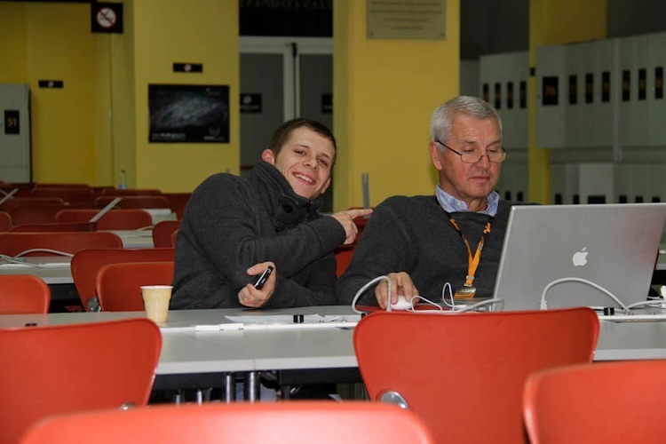 Bei der Arbeit: Stefan Bradl und Günther Wiesinger 2011 im Media Centre