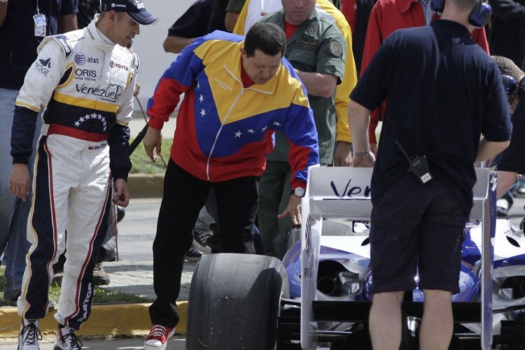 Pastor Maldonado mit seinem früheren Steigbügelhalter Hugo Chávez