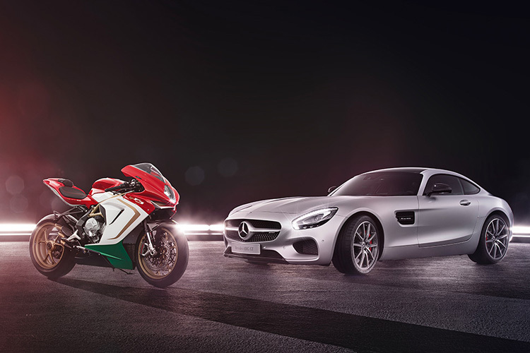 Mercedes hält 25 Prozent Anteile am italienischen Motorradhersteller