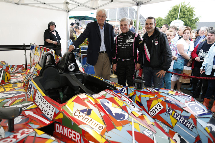 Le Mans-Bürgermeister Boulard, OAK-Boss Nicolet, Künstler Costa (v. li.)