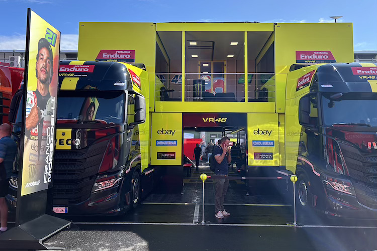 So sieht die Truck-Konstruktion von VR46-Ducati vom Fahrerlagergang gesehen aus
