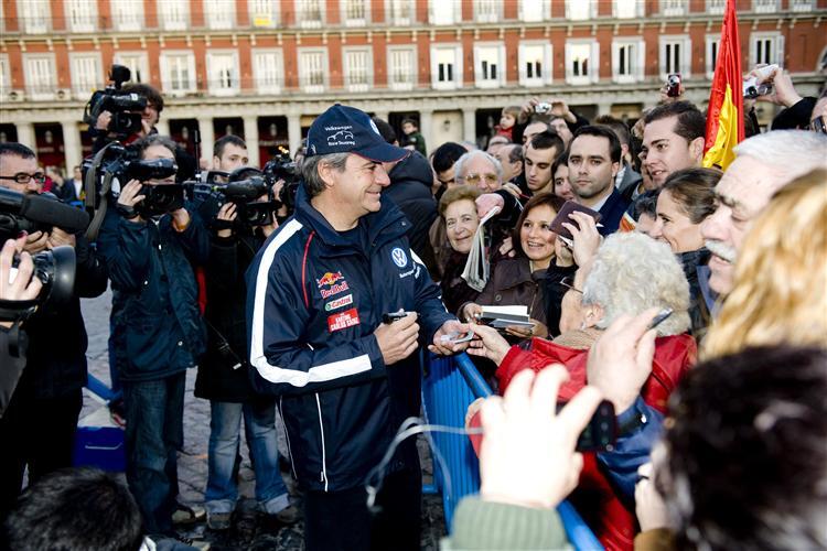 Carlos Sainz wurde zum Ehrenbürger ernannt