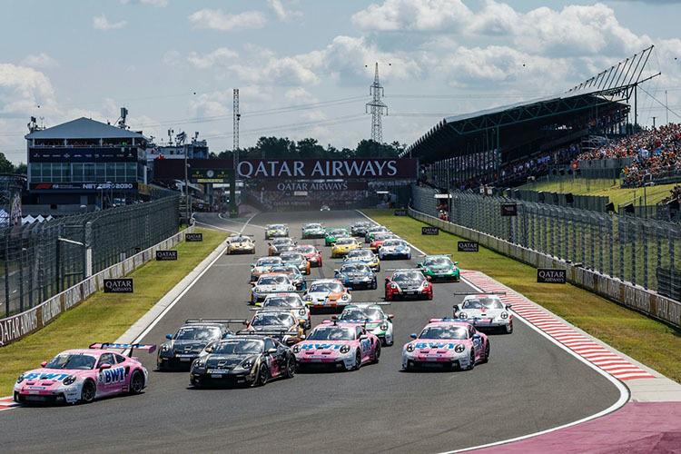 Dichtes Gedränge: Porsche Mobil 1-Supercup-Start in Ungarn