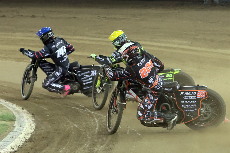 Kai Huckenbeck, Jan Kvech und Max Fricke (v.l.) sind in Pardubitz dabei