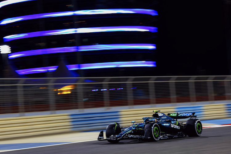 Fernando  Alonso beim Wintertest in Bahrain