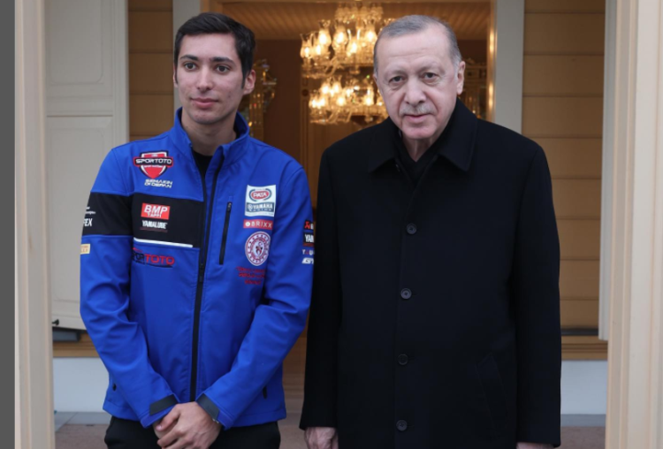 Toprak Razgatlioglu und Präsident Erdogan